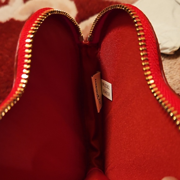 Coach Edge Studded Heart Coin Case Zip Close Crossgrain Leather Red Goldtone NWT - Picture 9 of 15